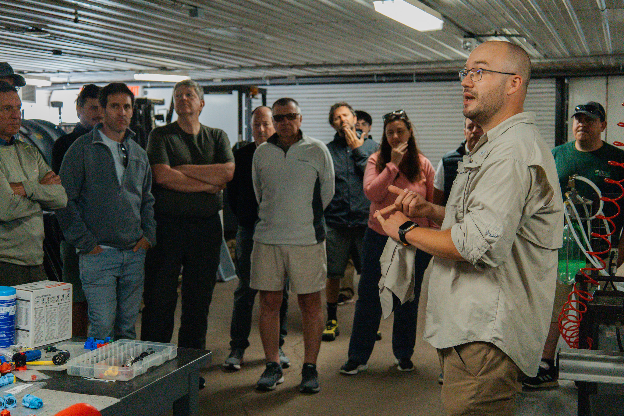 Milos Zaric giving a tour in the PAT Lab